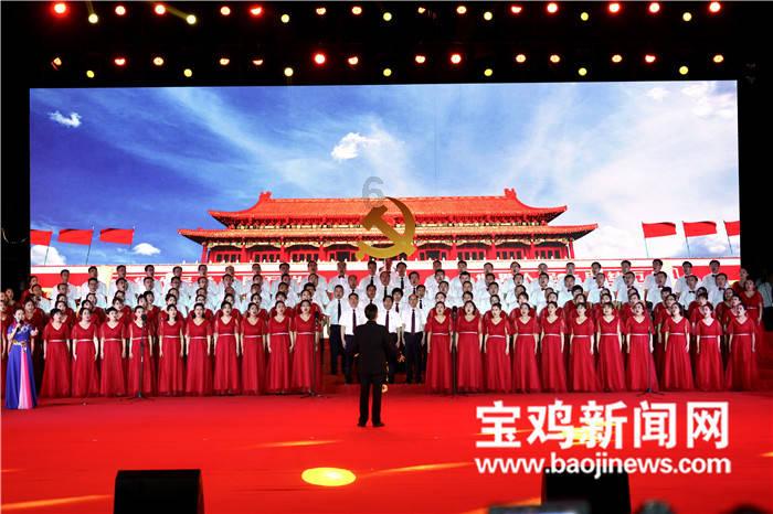 汤慧霭:嫁入豪门没工作,投资被嘲没眼光,后用收益“打脸”众人