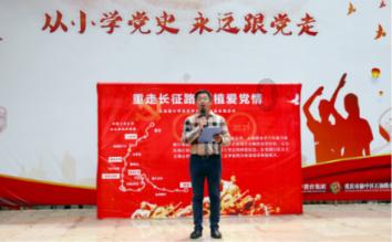 用048三个数字和小数点可以组成几个没有重复数字的不同的一位数？